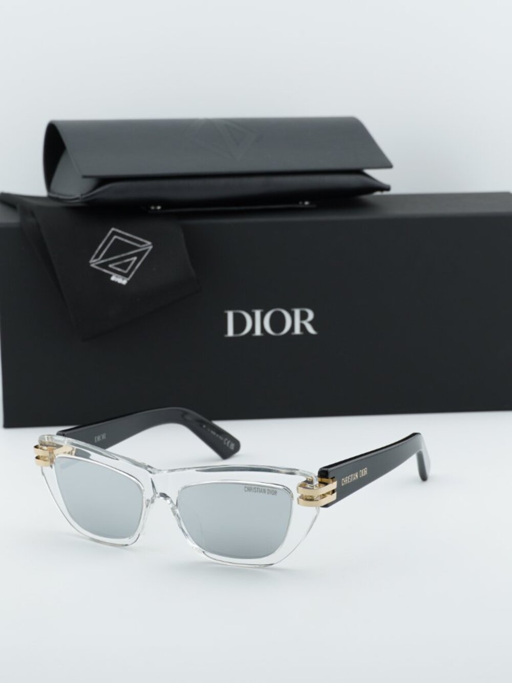 Dior CDIOR B2U 89A4 Cat Eye Sunglasses - Transparent / Black / Silver - Picture 7 of 10